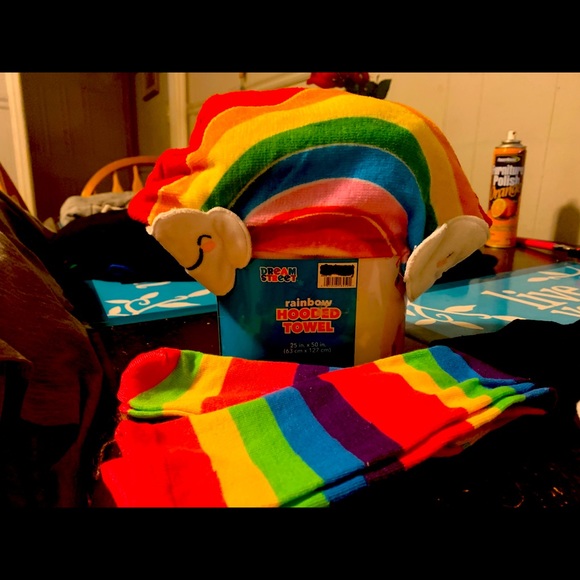 RAINBOW 🌈 TOWEL WRAP AND RAINBOW 🌈 LONG SOCKS - Picture 2 of 3